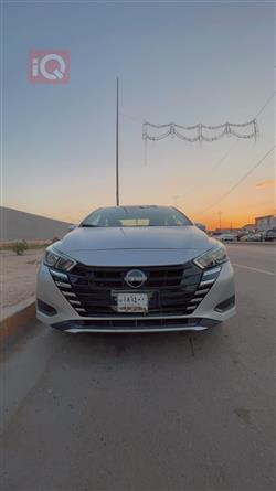 نيسان فيرسا